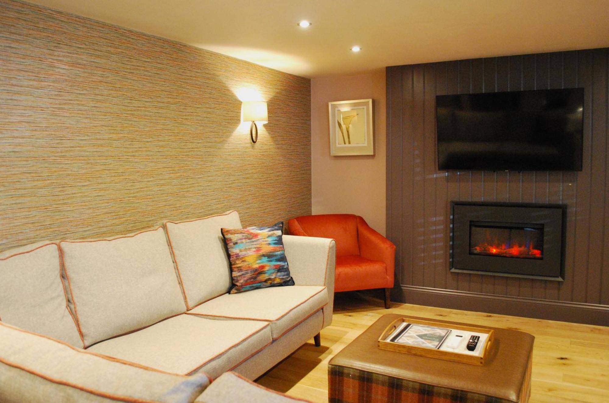 The Lawrance Luxury Aparthotel - Harrogate Exterior photo